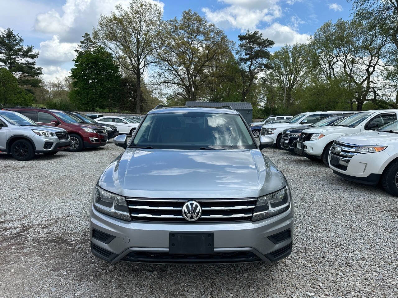 Used 2019 Volkswagen Tiguan SE w/ Panoramic Sunroof Package image 2
