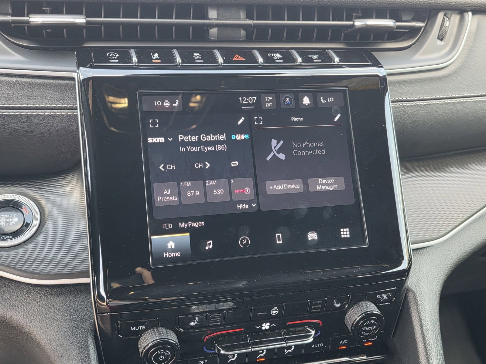 Used 2024 Jeep Grand Cherokee Altitude AWD/4WD image 16