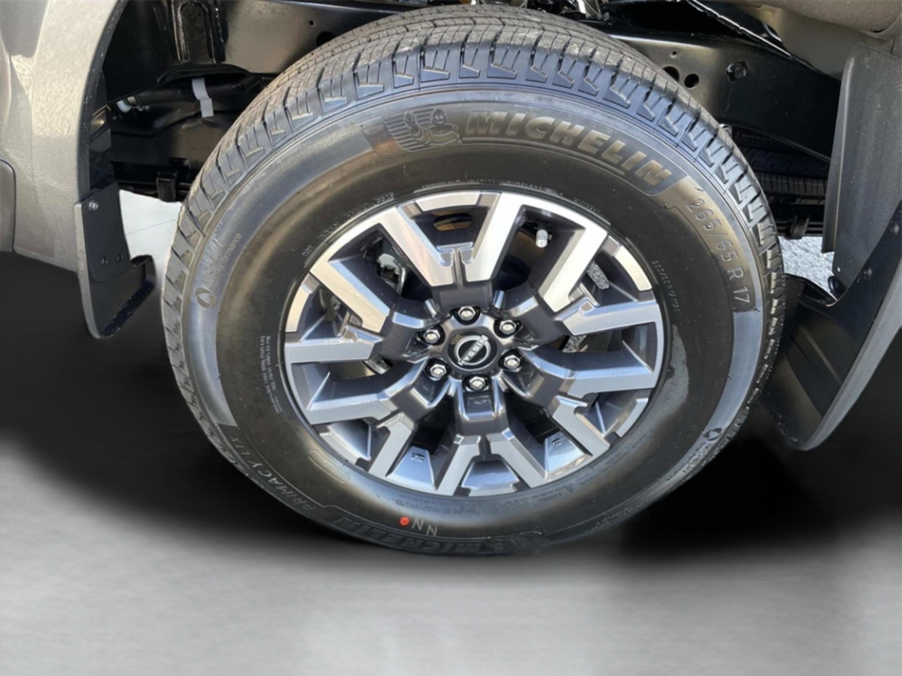 New 2026 Nissan Frontier SV w/ SV Convenience Package image 13