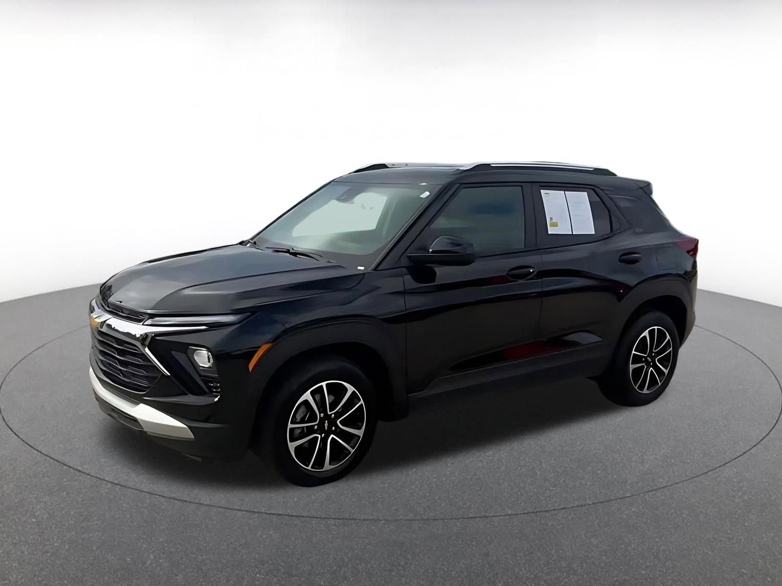 Used 2025 Chevrolet TrailBlazer LT FWD image 8