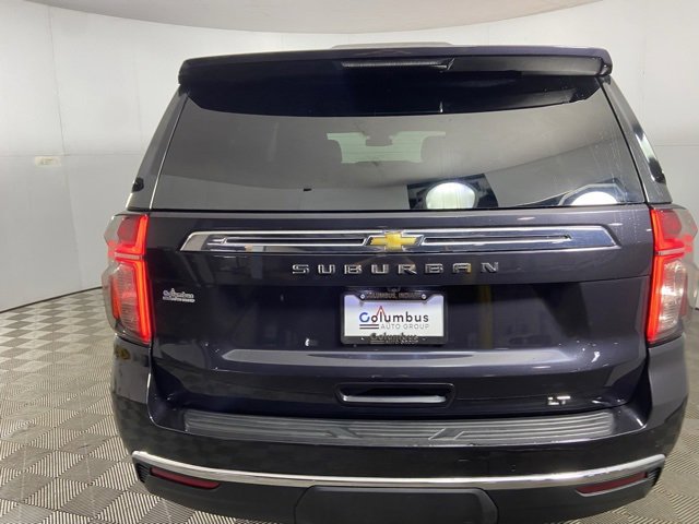 Used 2024 Chevrolet Suburban LT image 8