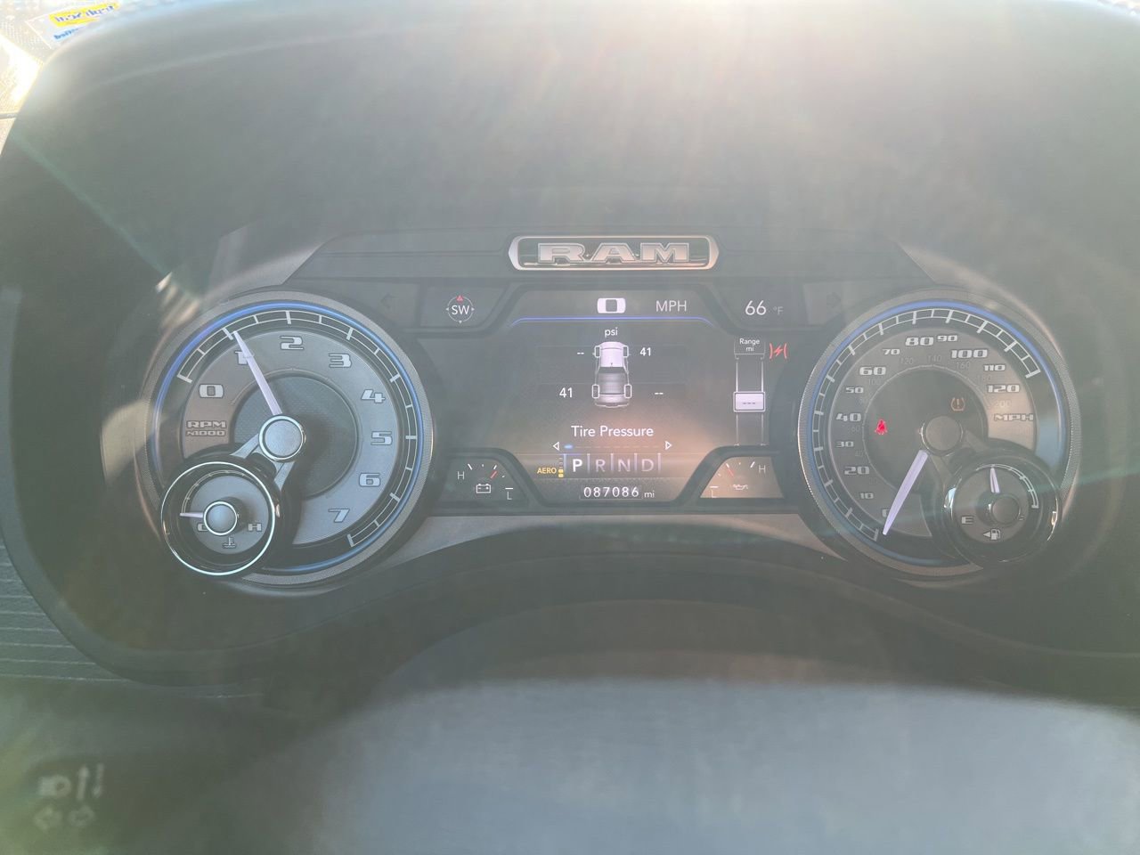 Used 2019 RAM 1500 Limited w/ Body Color Bumper Group image 24