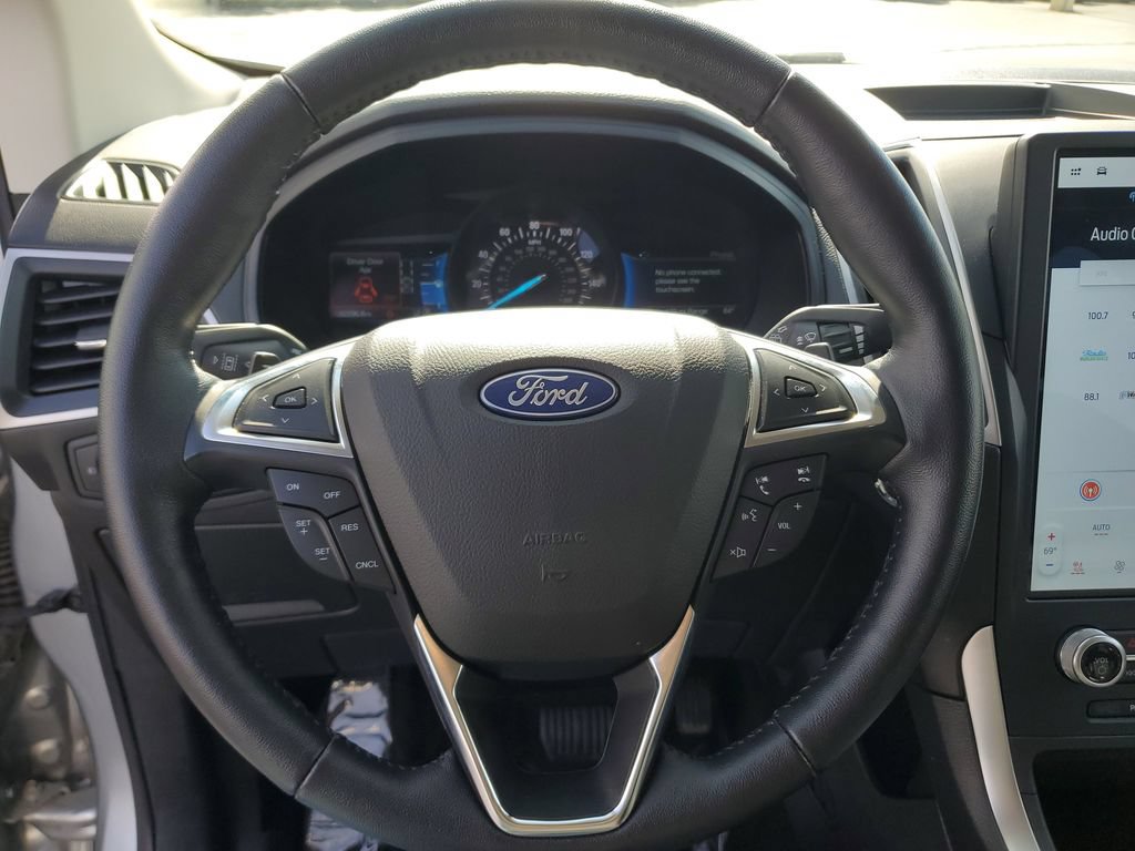 Certified 2023 Ford Edge SEL w/ Convenience Package AWD/4WD image 17