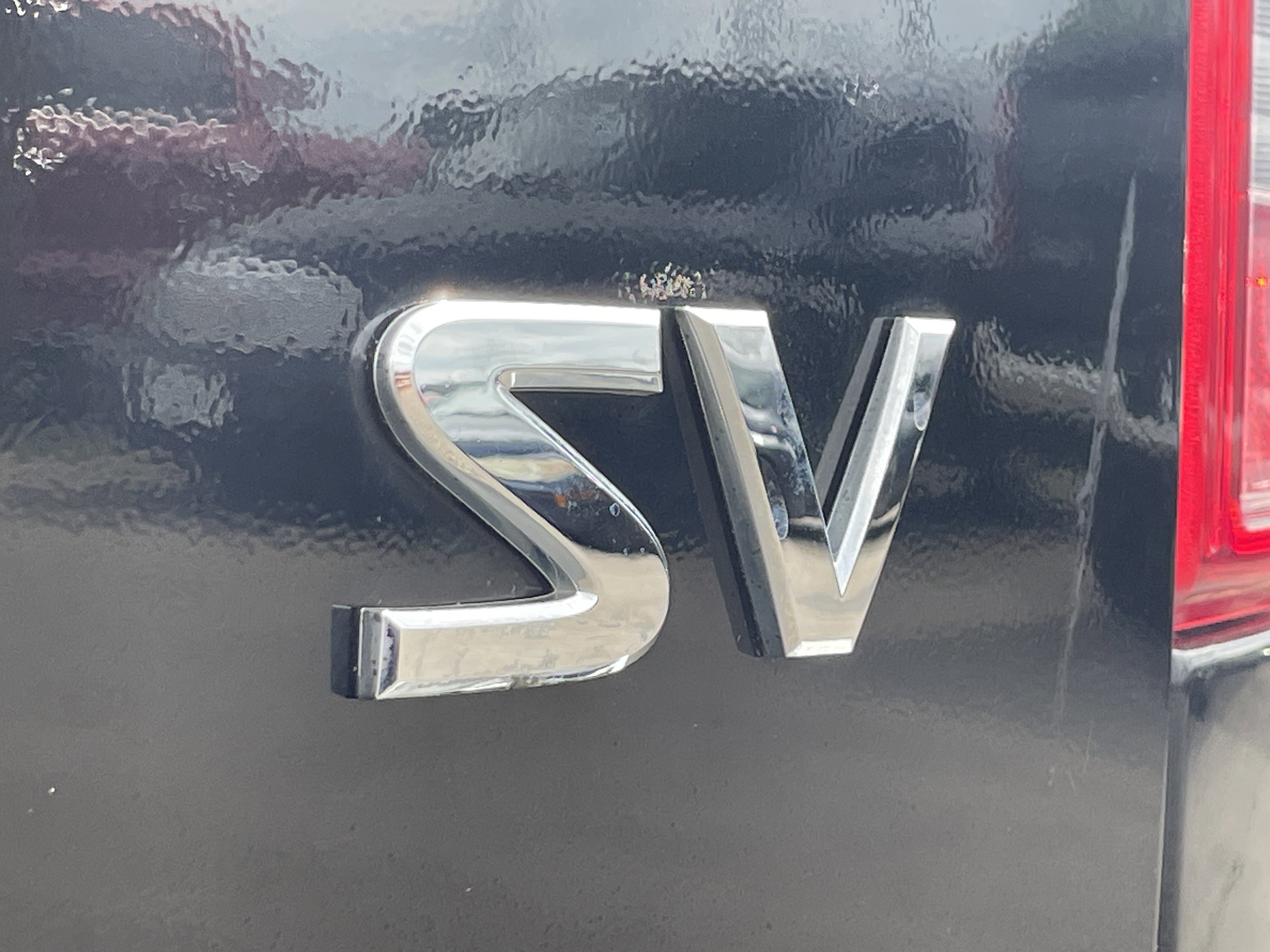 Used 2015 Nissan Frontier SV image 10