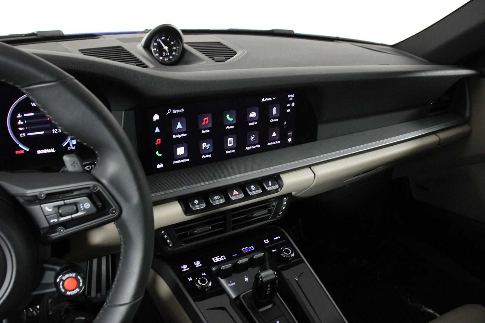 Certified 2025 Porsche 911 Carrera image 13