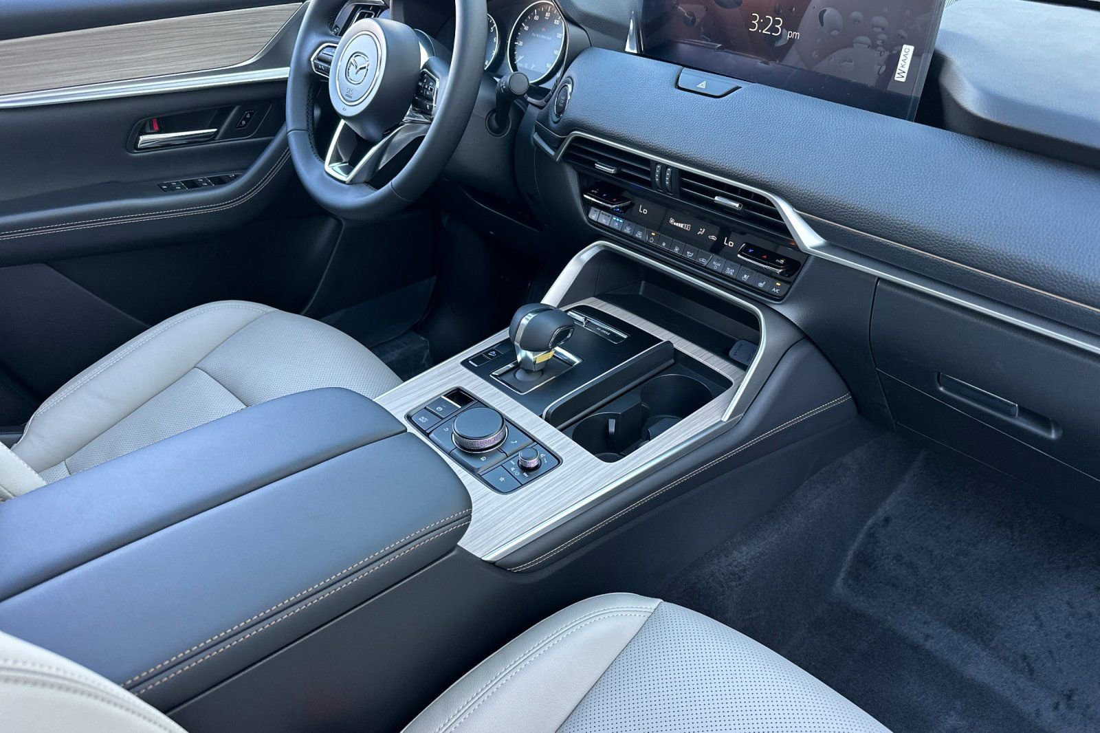 New 2026 MAZDA CX-90 3.3 Turbo w/ Preferred Package image 19