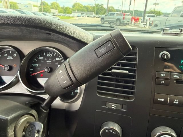 Used 2008 Chevrolet Silverado 2500 LT w/ EZ-Lift Tailgate Package AWD/4WD image 21