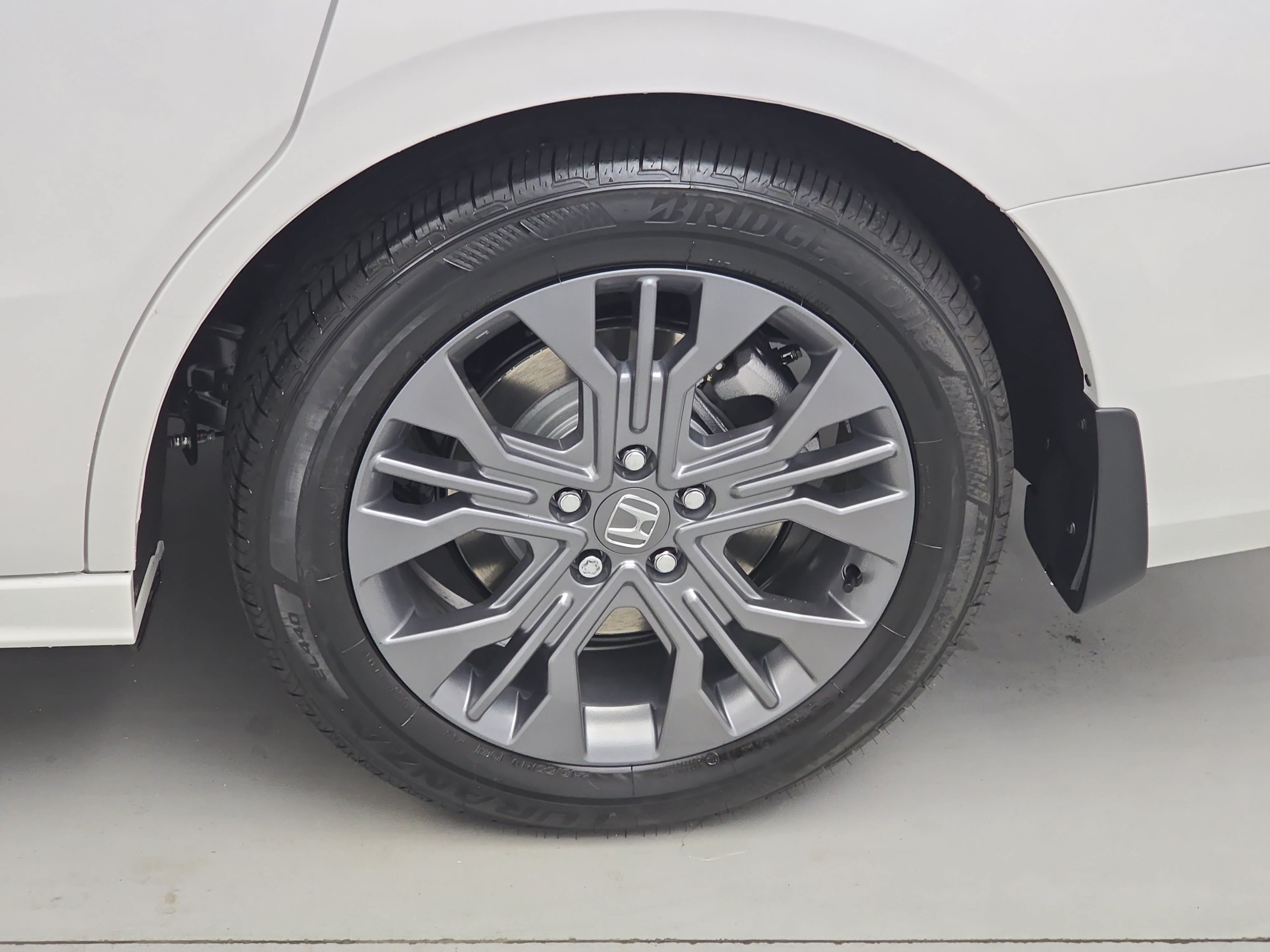 New 2027 Honda Odyssey Touring image 35