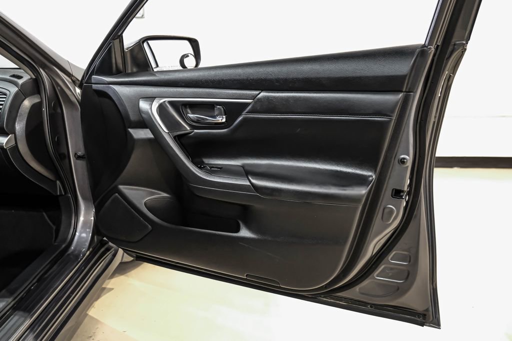Used 2015 Nissan Altima 2.5 S w/ Special Edition Package FWD image 43