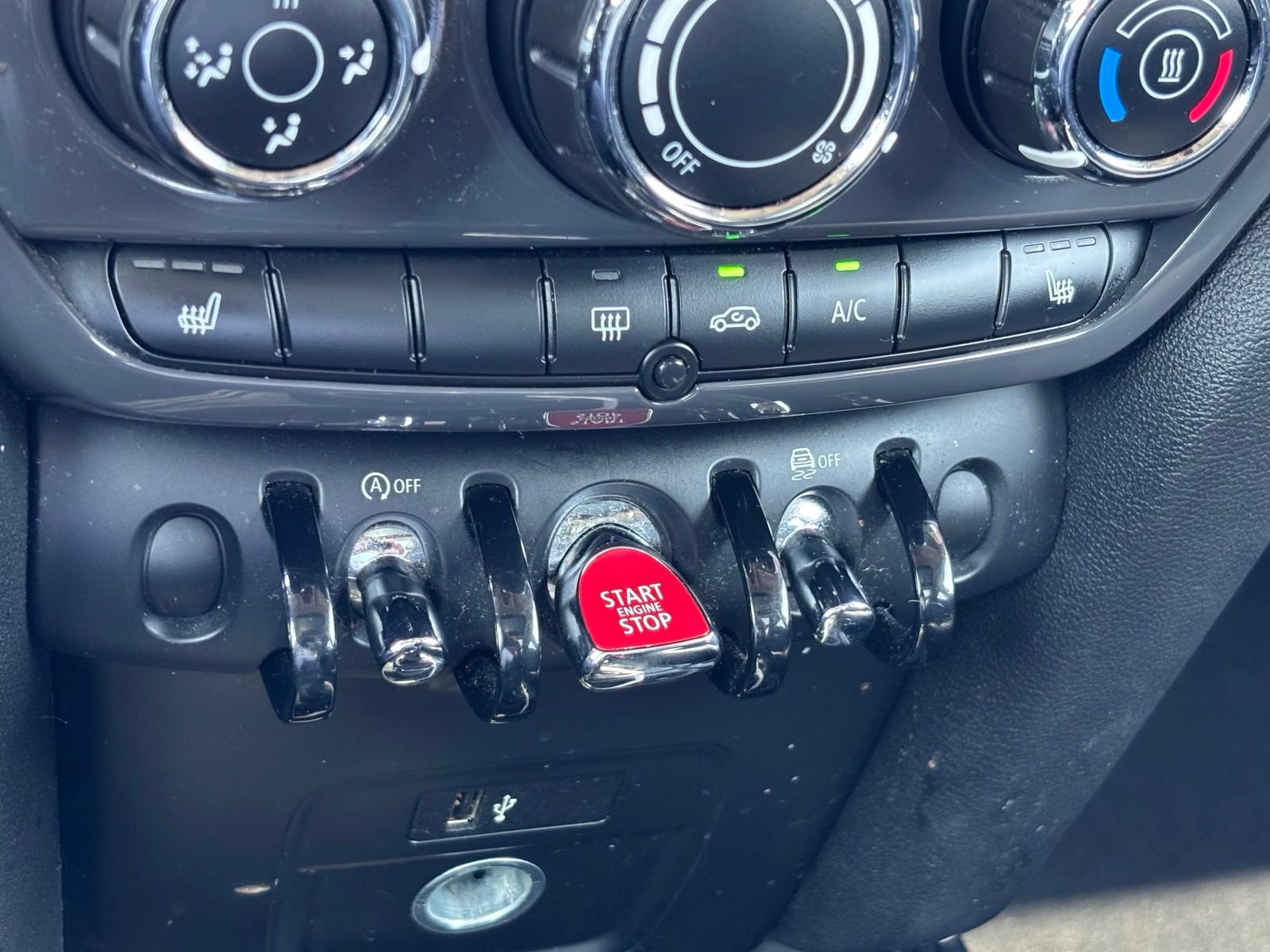 Used 2019 MINI Cooper Countryman FWD image 7
