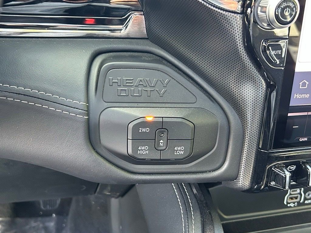 New 2026 RAM 3500 Limited image 24