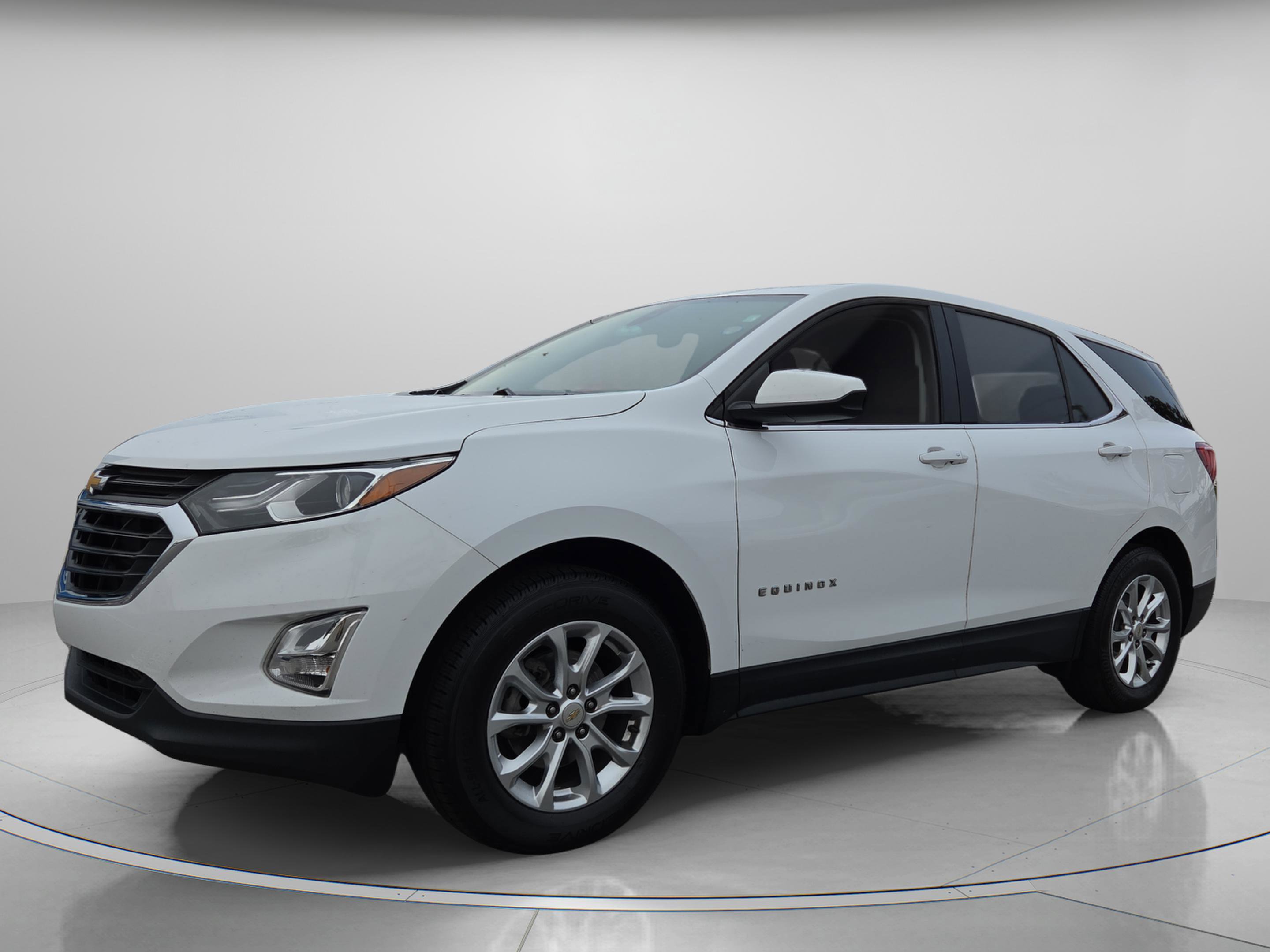 Used 2020 Chevrolet Equinox LT image 2