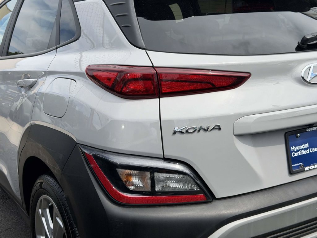 Certified 2023 Hyundai Kona SEL AWD/4WD image 11