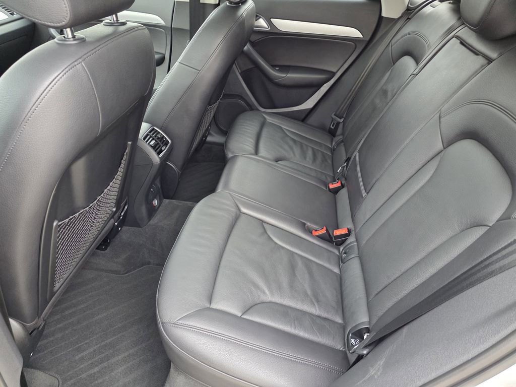 Used 2017 Audi Q3 2.0T Premium image 17