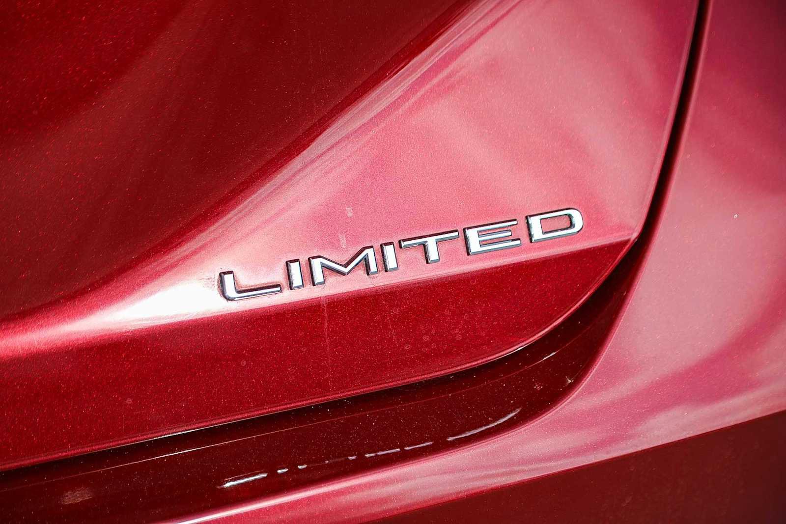 Certified 2019 Toyota Avalon Limited image 33