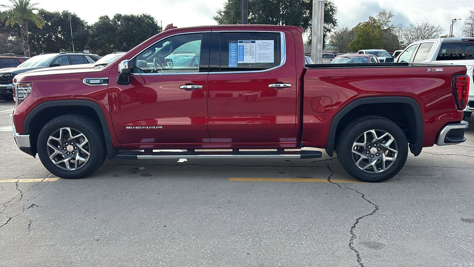 Certified 2023 GMC Sierra 1500 SLT w/ SLT Premium Package image 4