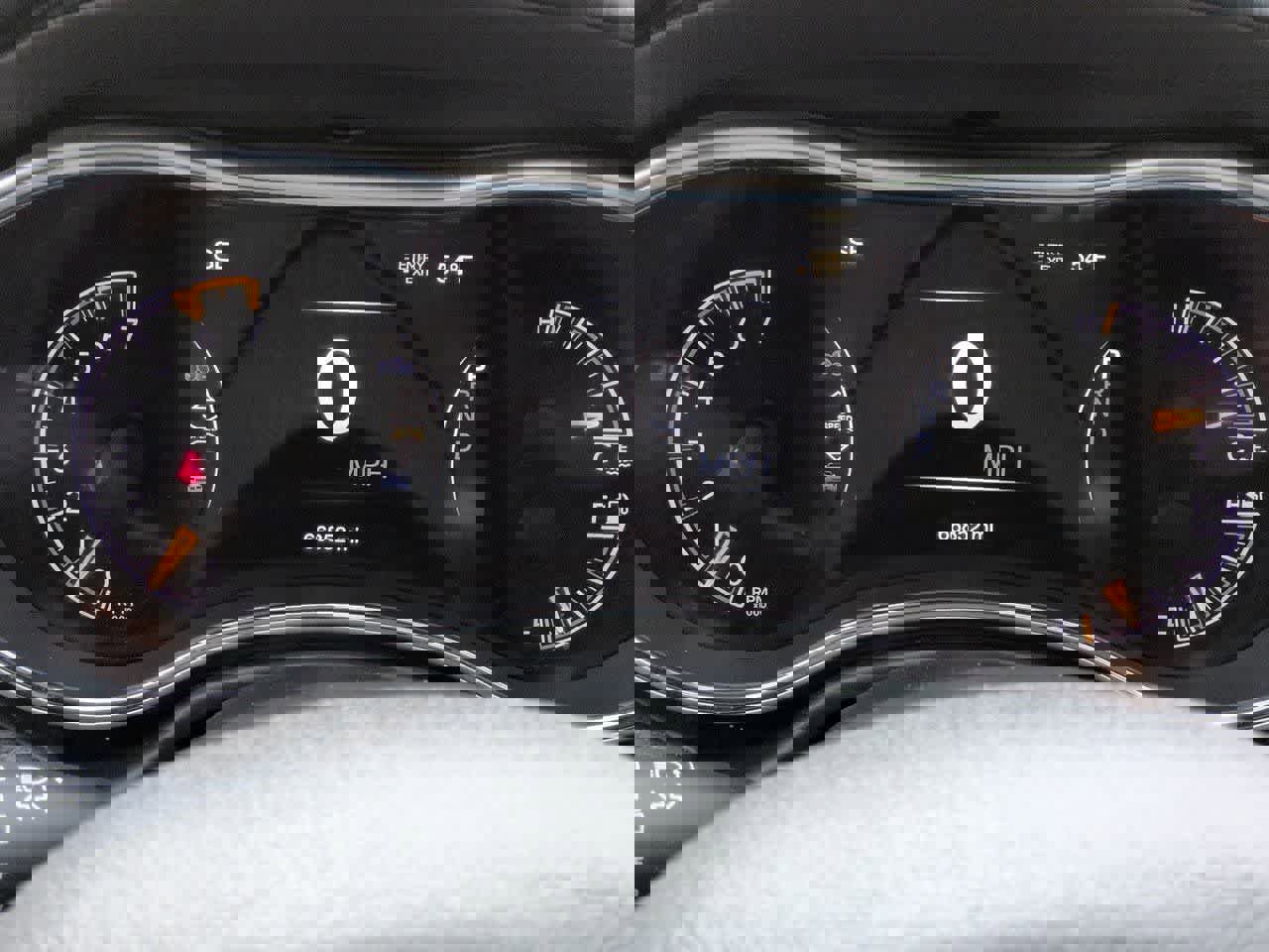 Used 2018 Jeep Grand Cherokee Summit image 35