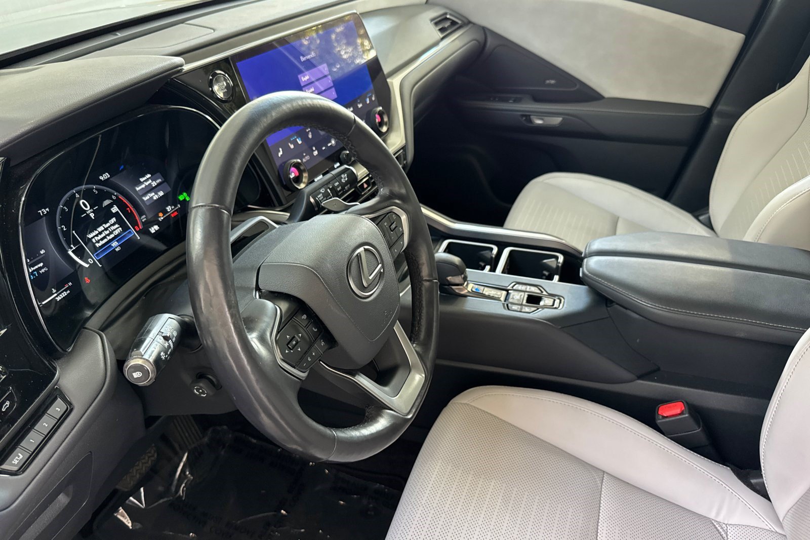 Used 2024 Lexus TX 350 AWD w/ Technology Package image 11