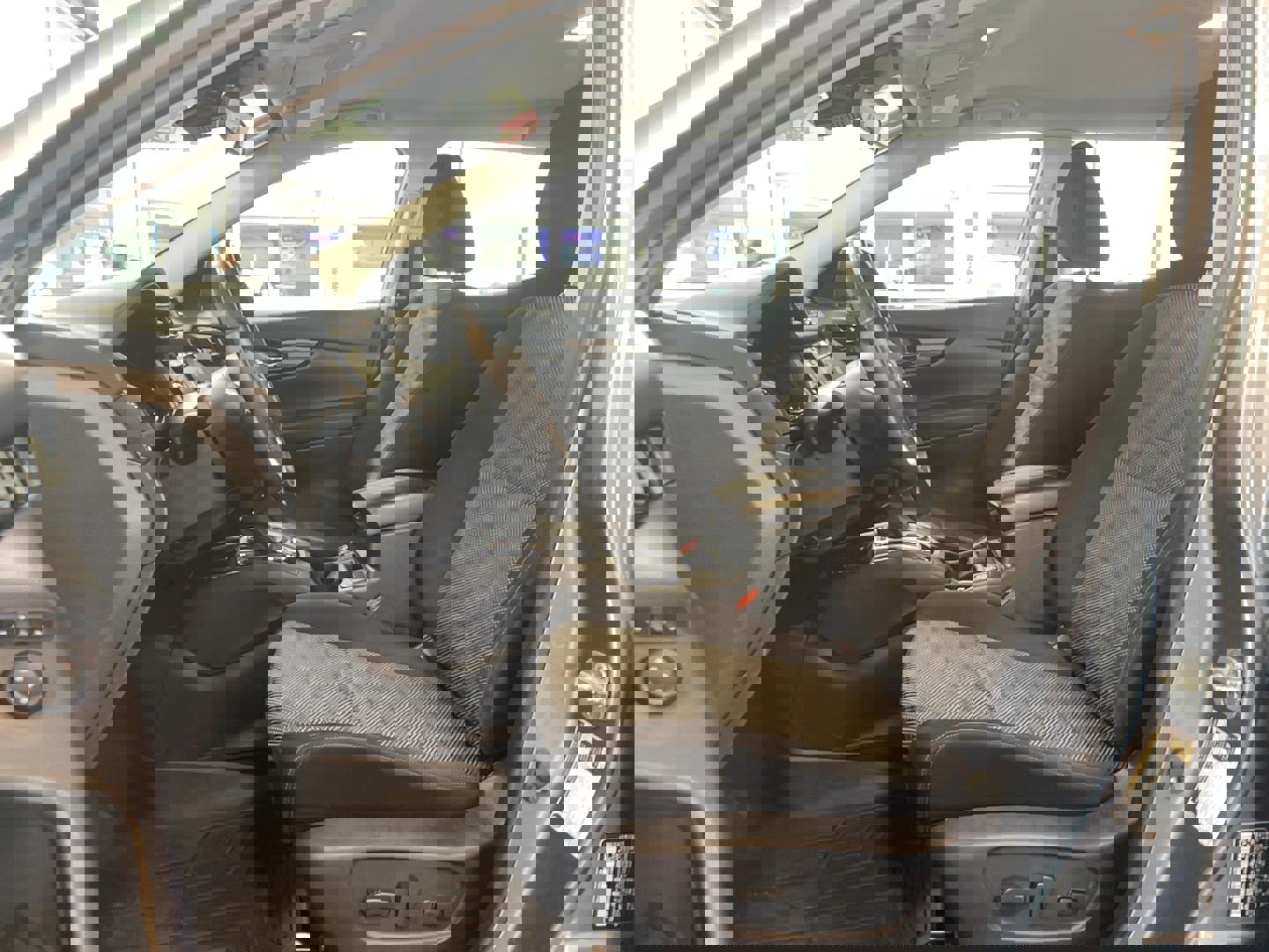 Used 2019 Nissan Rogue Sport SV w/ Technology Package image 6