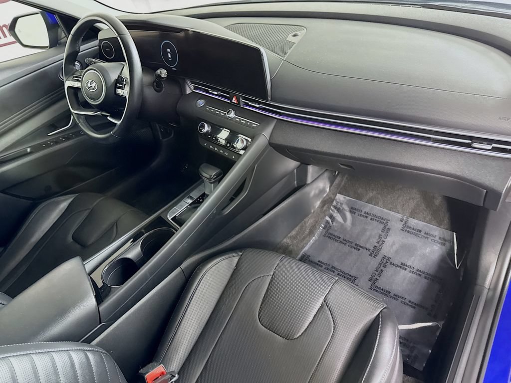Certified 2023 Hyundai Elantra Limited FWD image 34