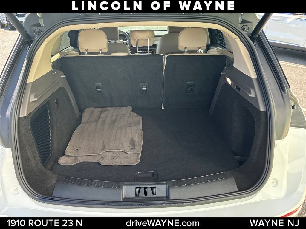 Certified 2022 Lincoln Corsair AWD w/ Equipment Group 101A image 7