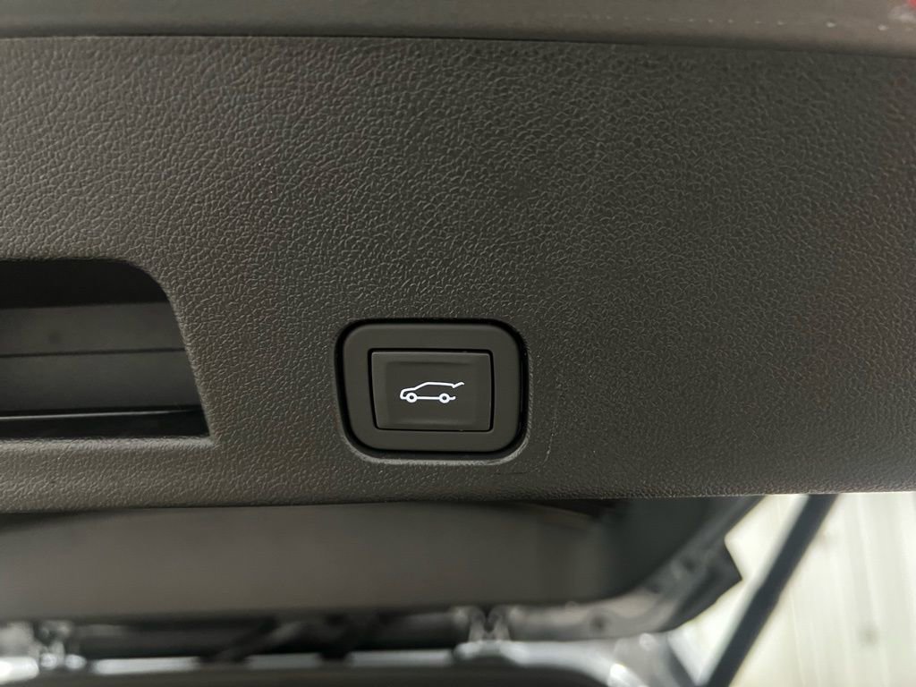 New 2026 Chevrolet Traverse LT w/ Midnight/Sport Edition image 37