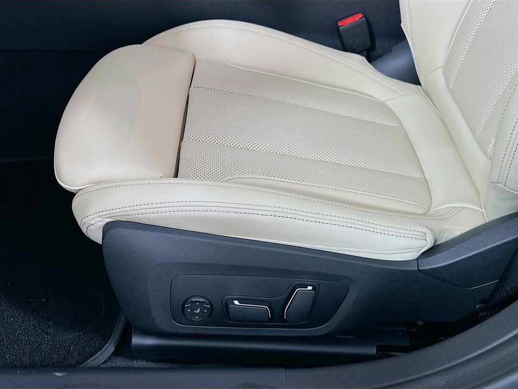 New 2026 BMW i4 eDrive40 w/ Parking Assistance Package image 21