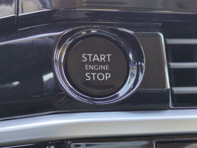 Used 2025 Nissan Pathfinder SV image 27