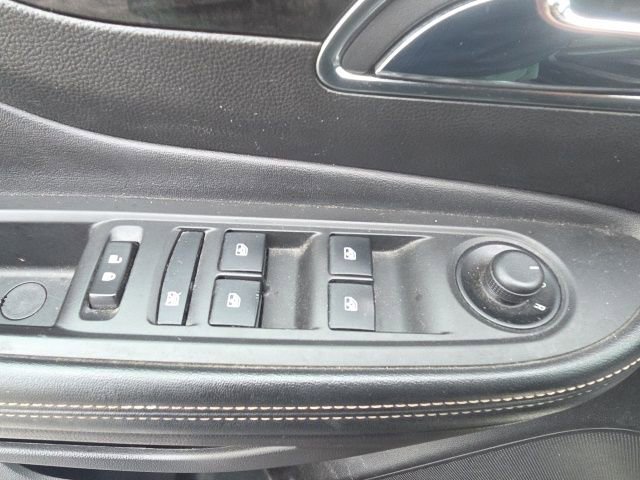 Used 2015 Buick Encore Convenience image 21