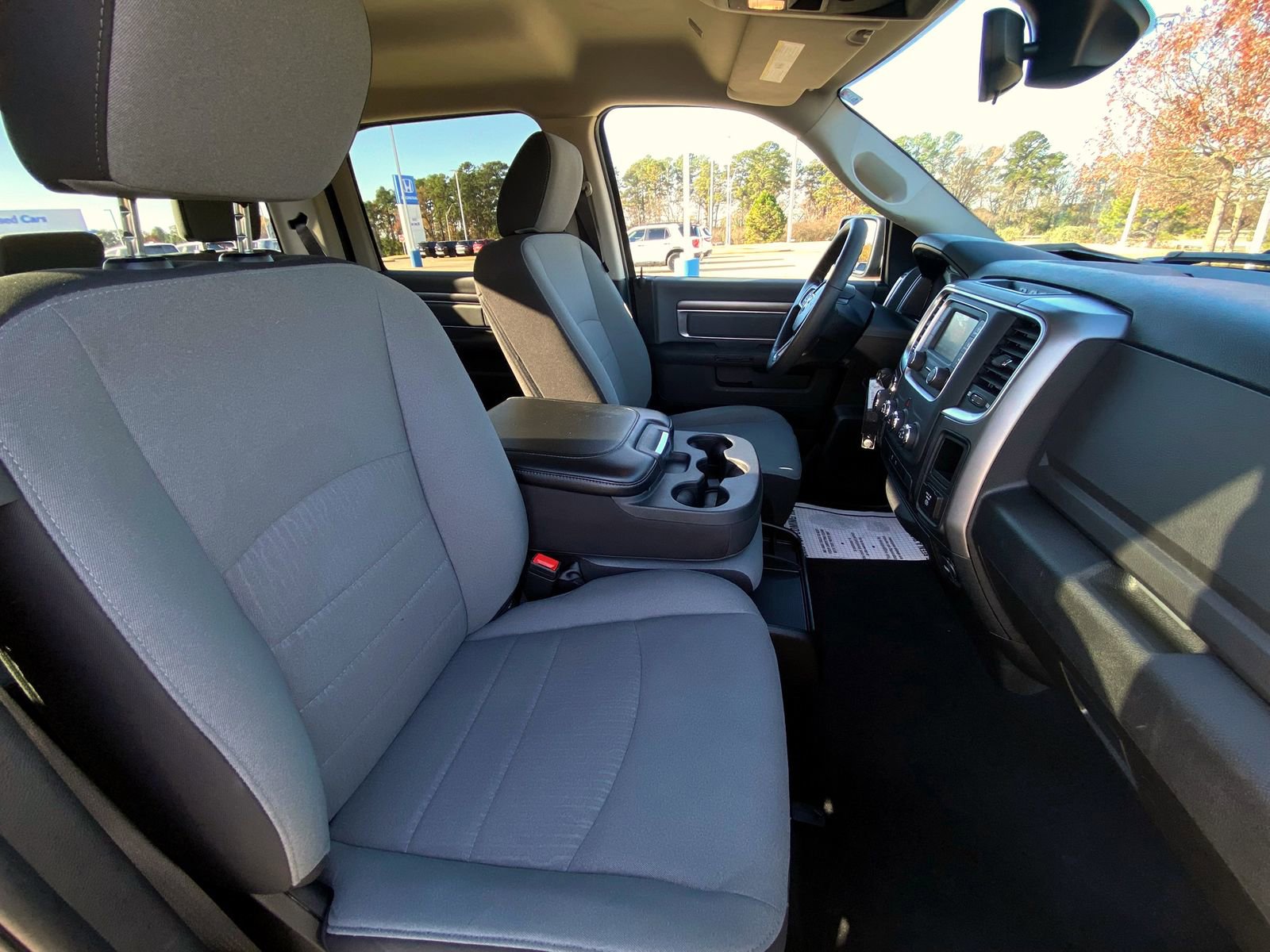 Used 2023 RAM 1500 Classic SLT image 15