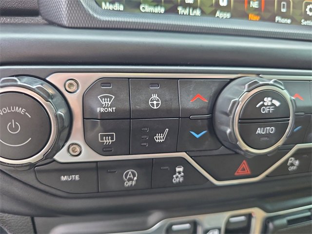 Certified 2020 Jeep Wrangler Unlimited Sahara image 19