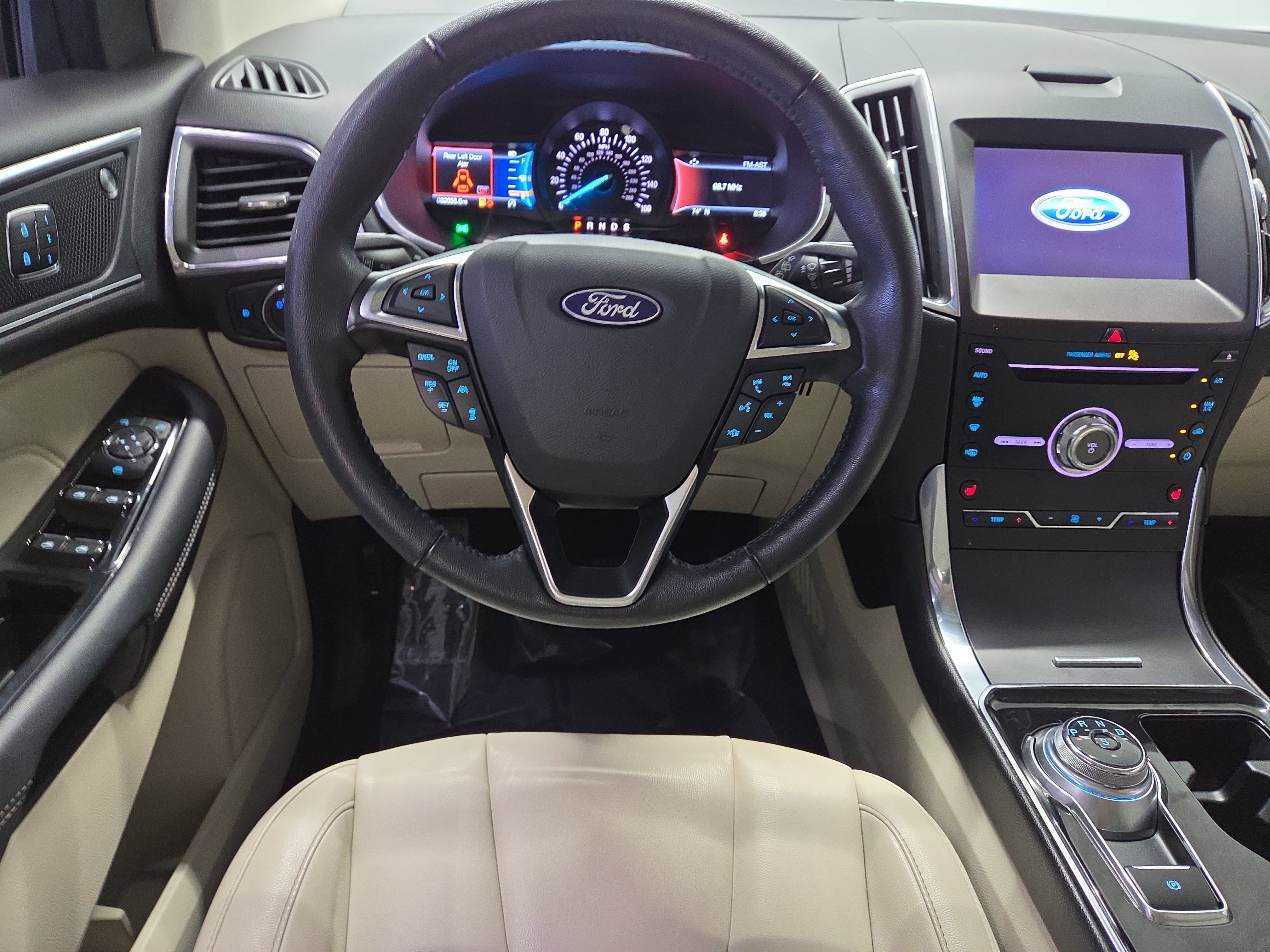 Used 2019 Ford Edge Titanium FWD image 16