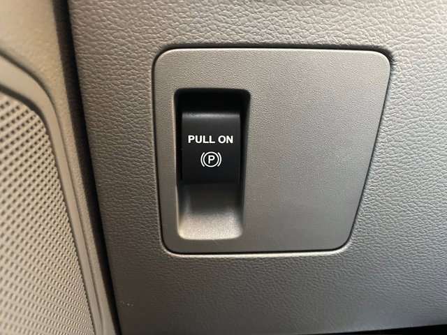 Used 2018 Ford F150 XLT w/ XTR Package image 13