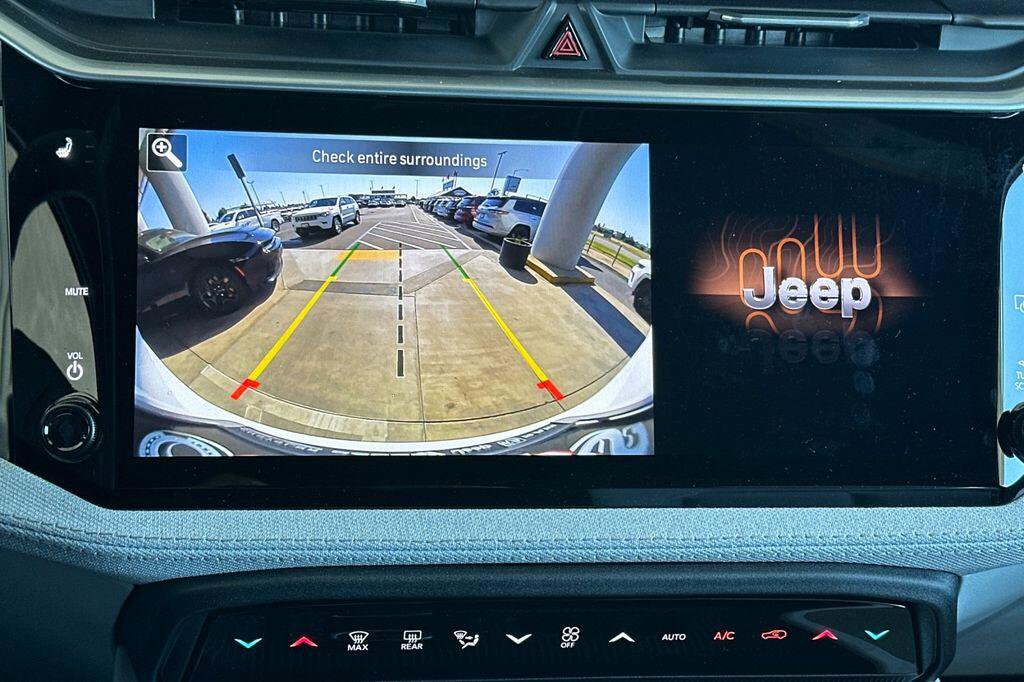 New 2026 Jeep Cherokee Laredo AWD/4WD image 19