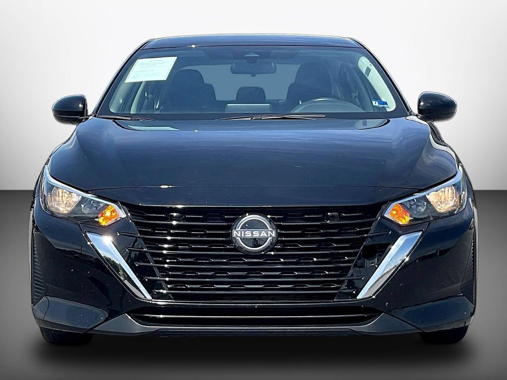 Used 2024 Nissan Sentra SV FWD image 2