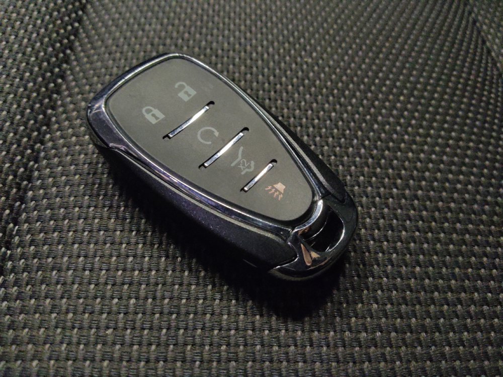 Used 2020 Chevrolet Traverse LS image 32