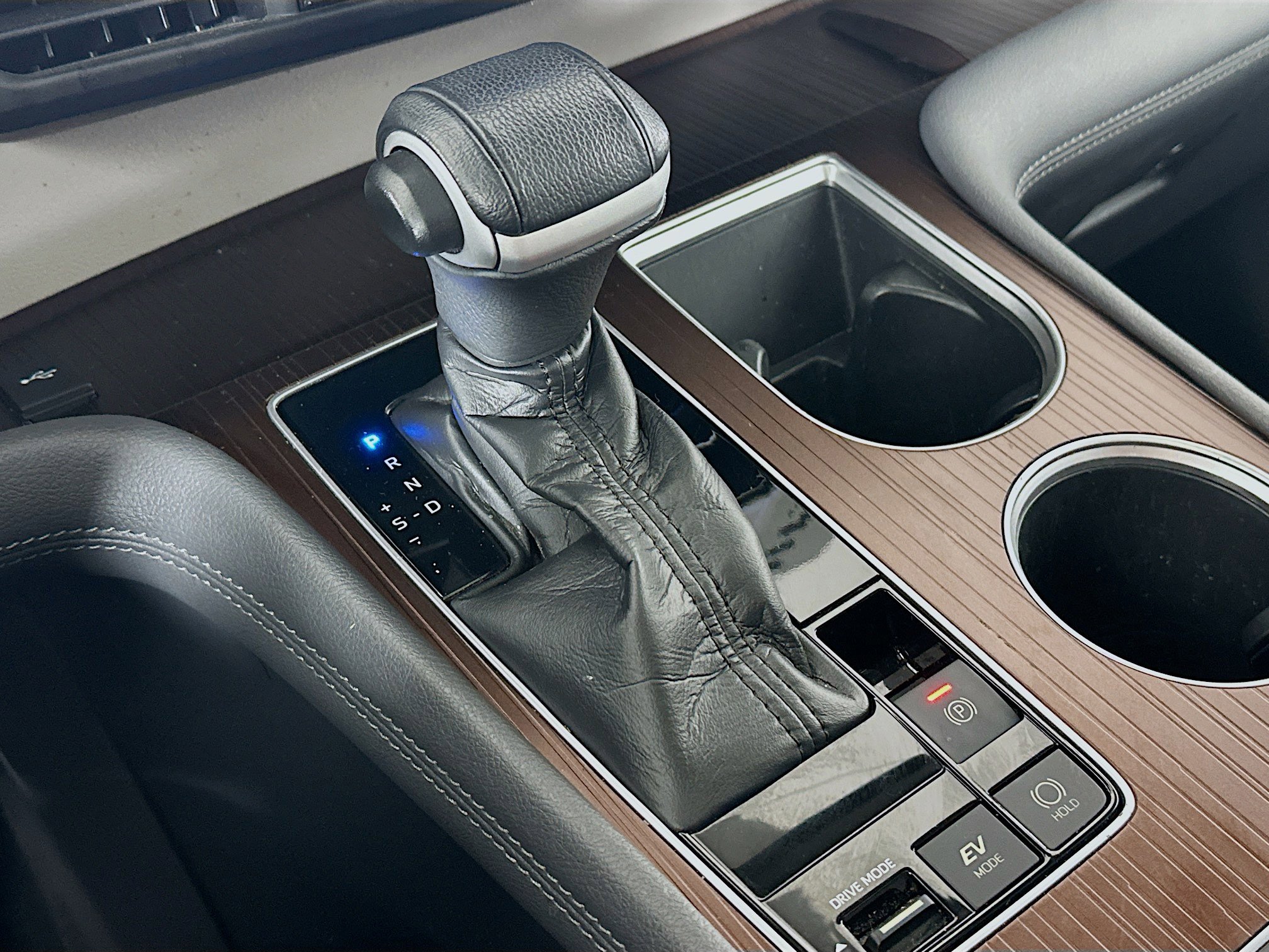 Used 2021 Toyota Sienna XLE image 24