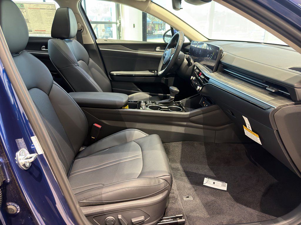 New 2026 Kia K5 EX image 23