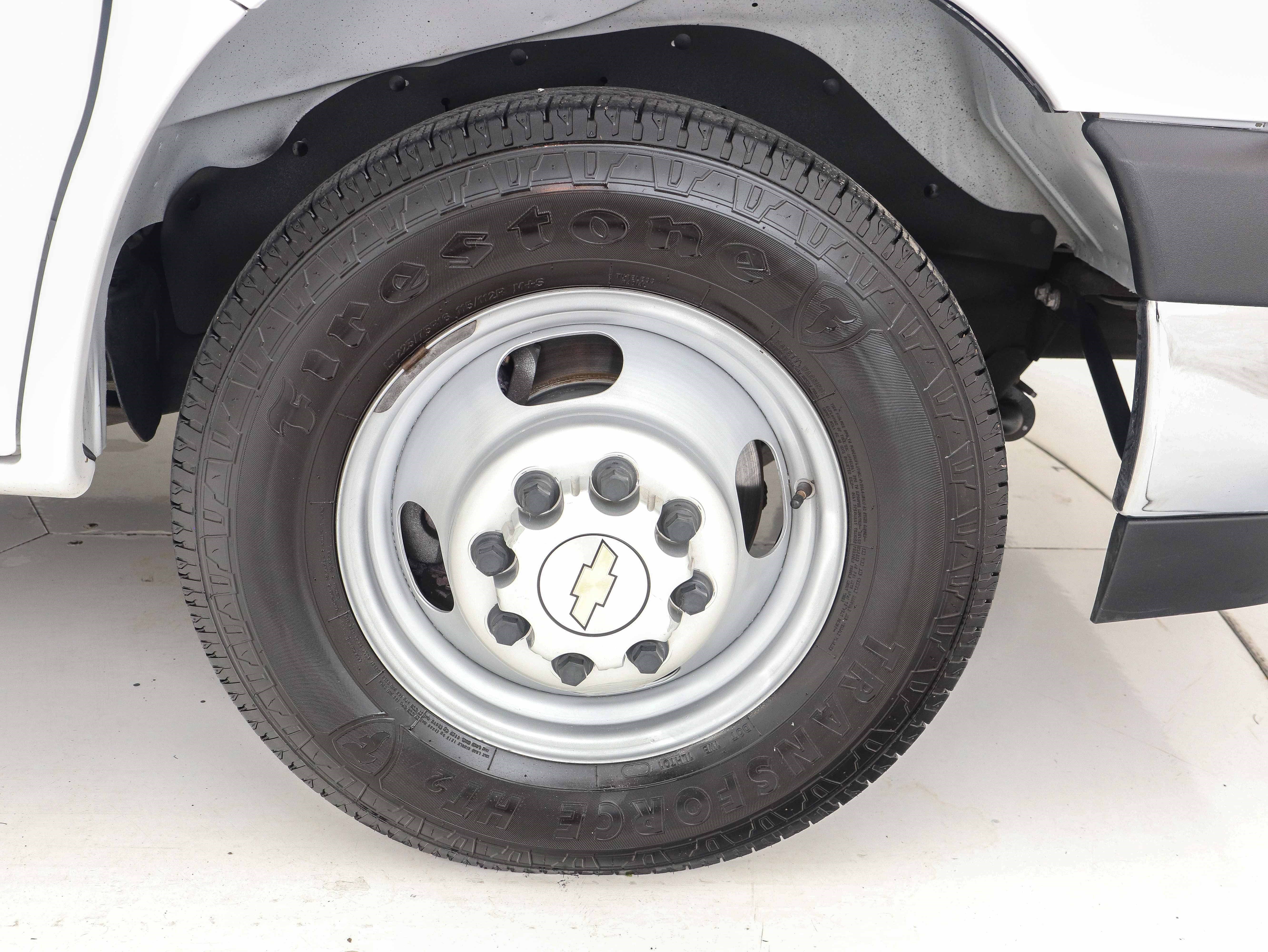 Used 2020 Chevrolet Express 3500 w/ Power Convenience Package image 30