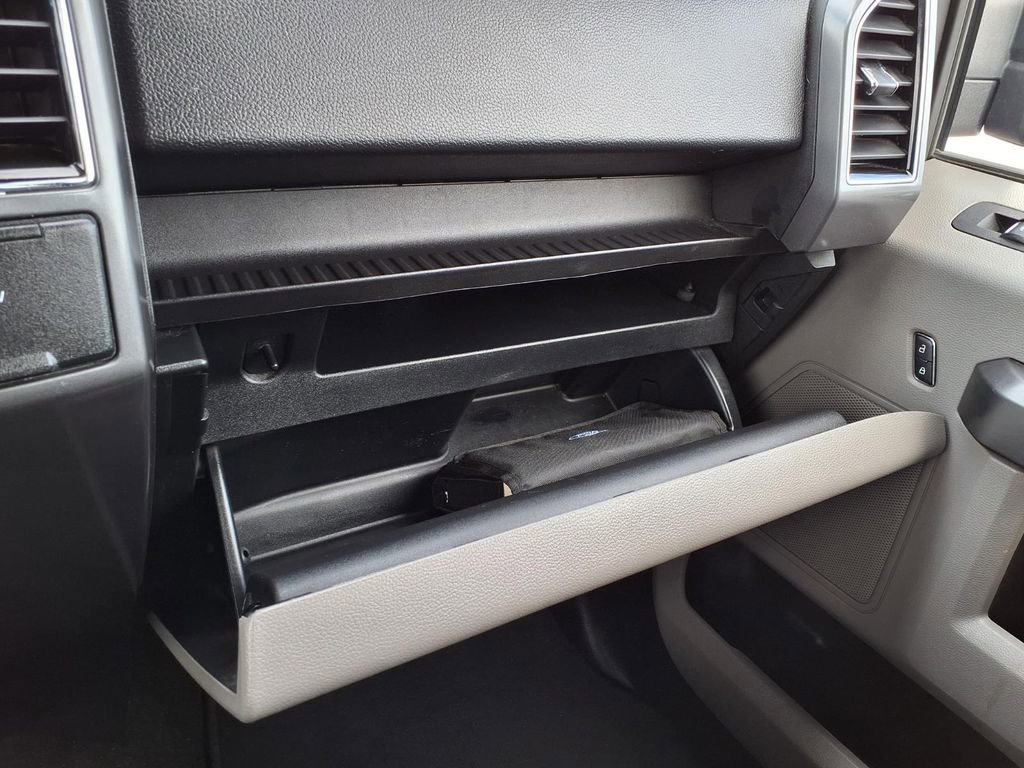 Used 2018 Ford F150 XLT RWD image 30