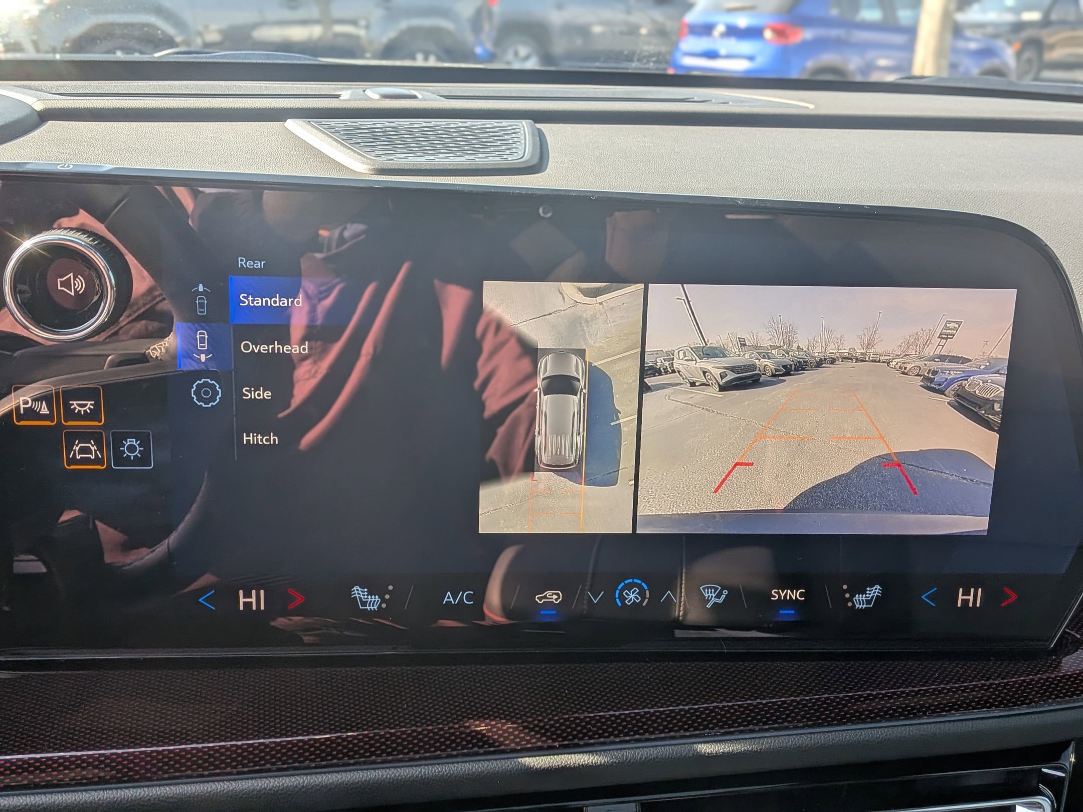 Certified 2026 Chevrolet Traverse Z71 w/ Enhanced Driving Package image 28