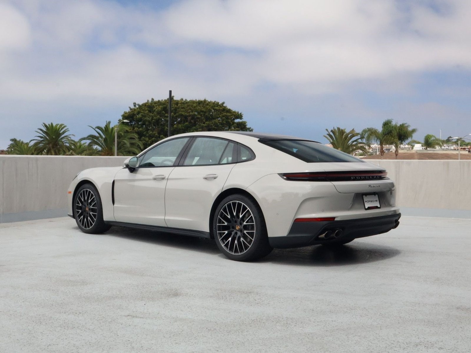 New 2026 Porsche Panamera image 3