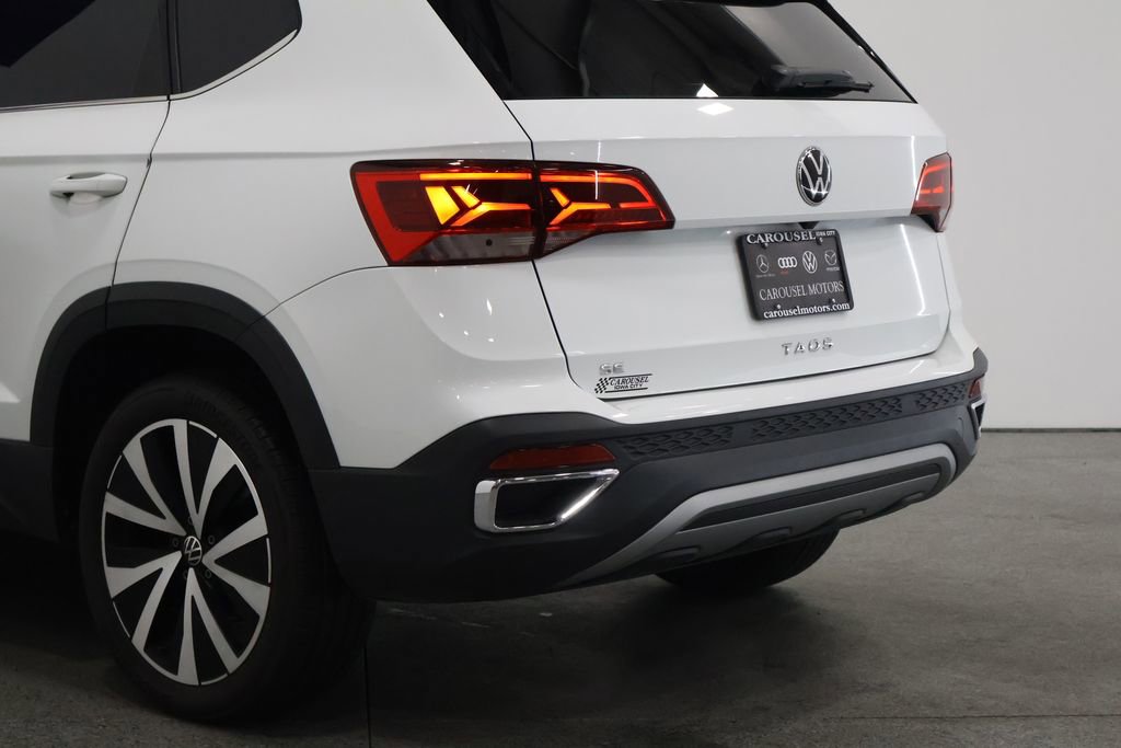 Used 2022 Volkswagen Taos SE w/ Panoramic Sunroof Package image 10
