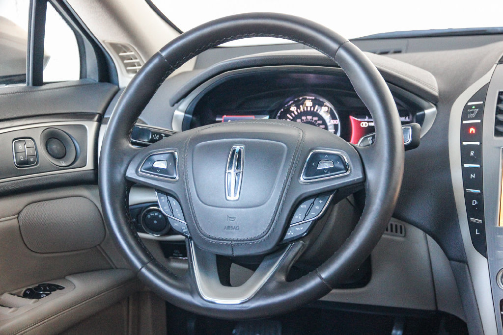 Used 2019 Lincoln MKZ Reserve w/ Reserve Plus Package FWD image 16