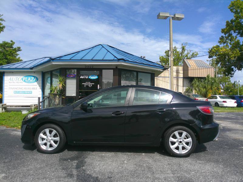 Used 2011 MAZDA MAZDA3 i Touring FWD image 10