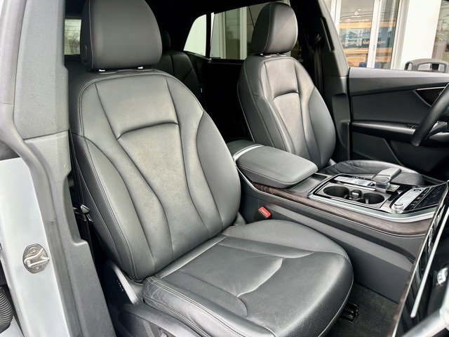 Used 2021 Audi Q8 Prestige image 26