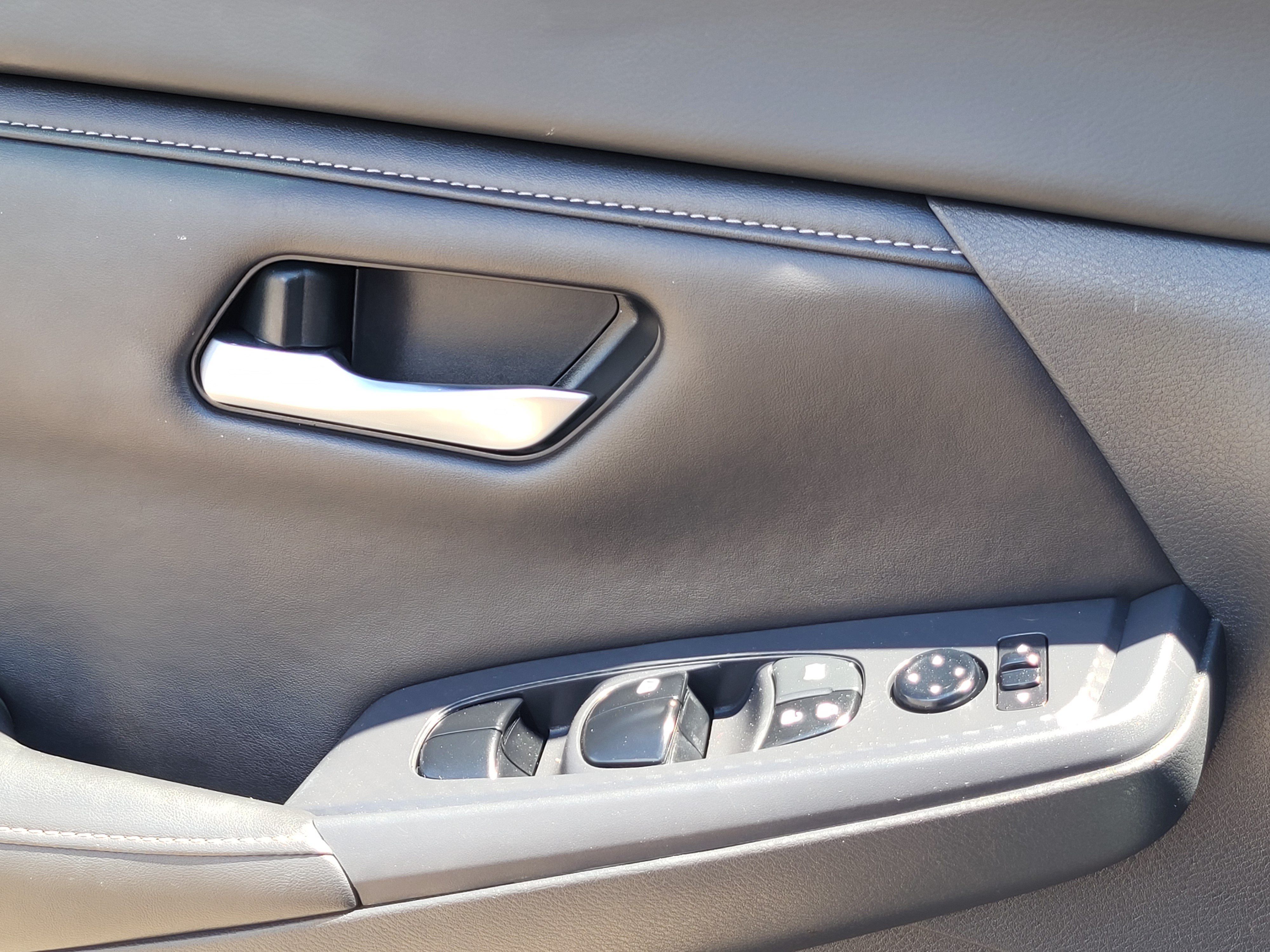 Used 2022 Nissan Sentra S FWD image 13