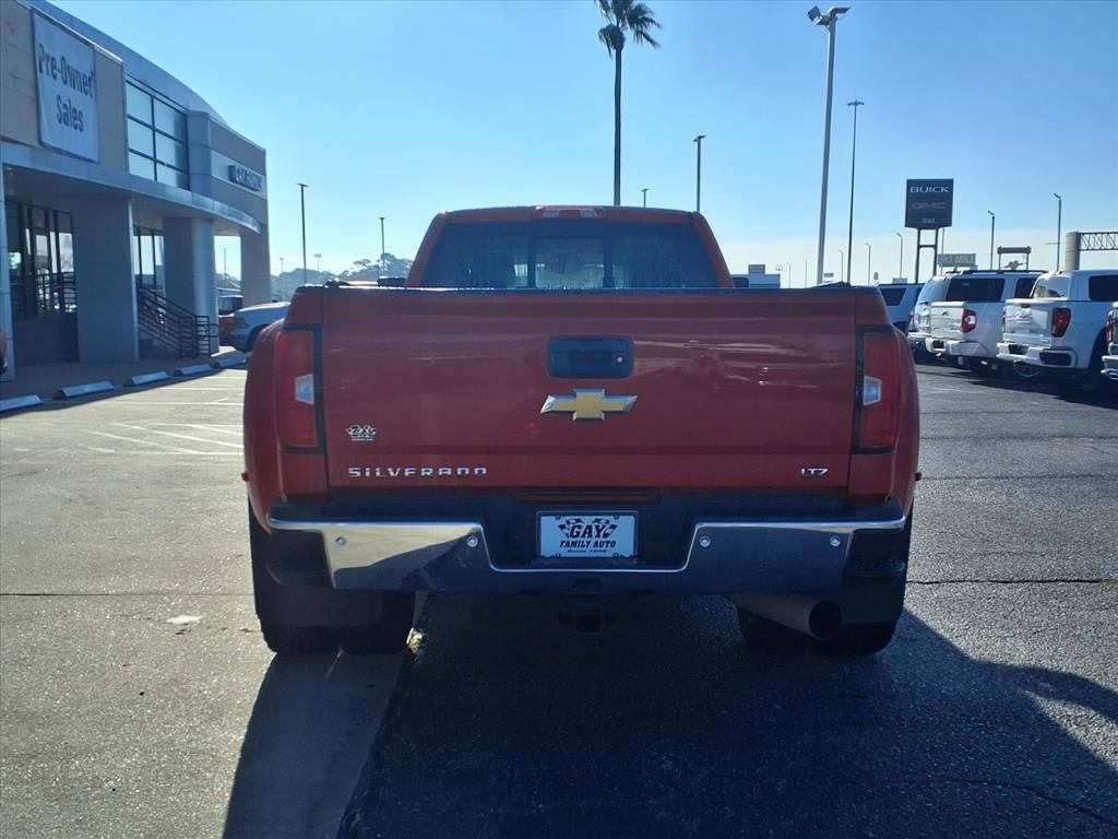 Used 2017 Chevrolet Silverado 3500 LTZ w/ Duramax Plus Package image 19