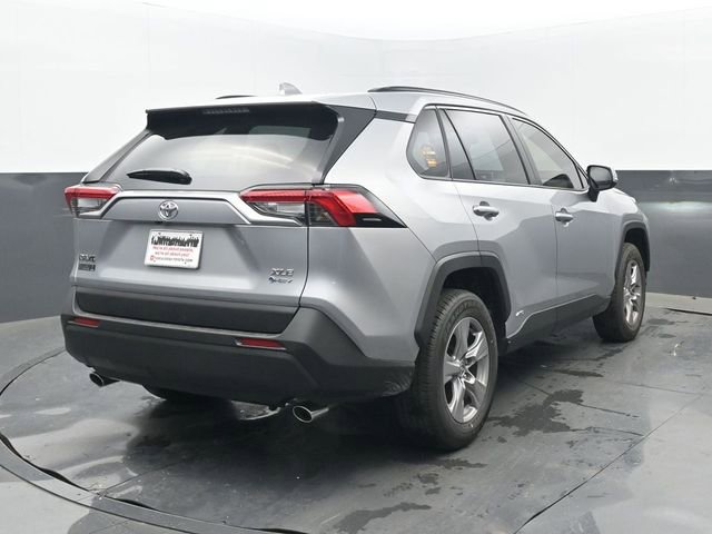 Used 2025 Toyota RAV4 XLE image 20