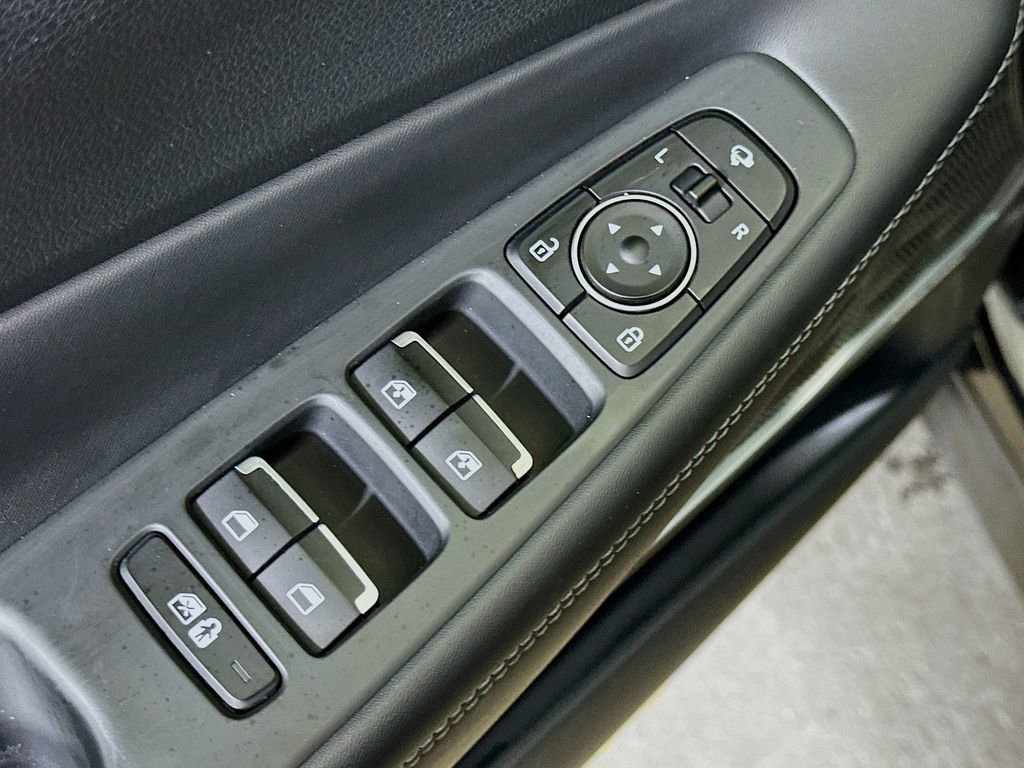 Used 2022 Hyundai Santa Fe Limited image 20